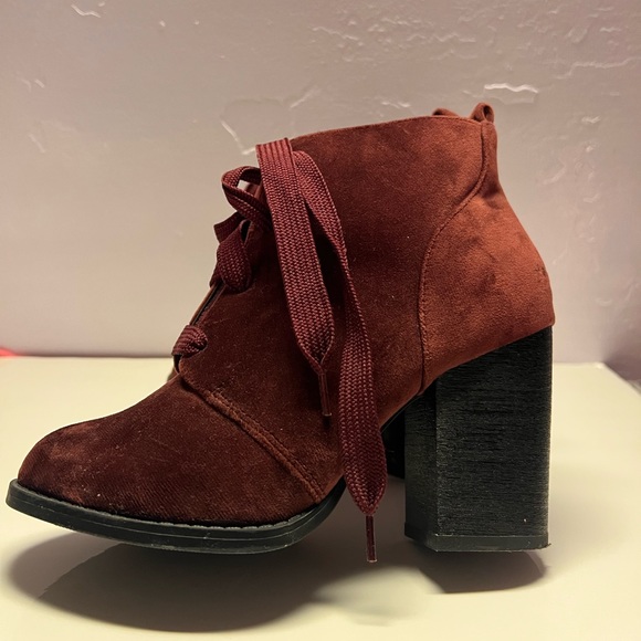 Velvet Ankled Block Heel Boots - Picture 5 of 10